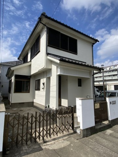 外壁塗装済みです☆室内の各種設備も新品交換しておりますので、ぜひ一度ご内覧いただきたい物件です。