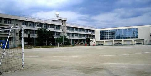 笛吹市立石和東小学校