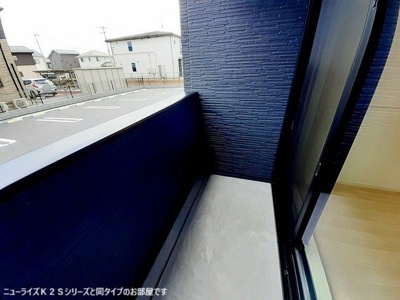 開放的で明るい空間を演出してくれるバルコニーです