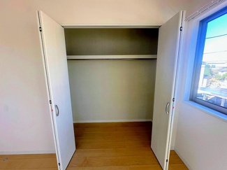 たっぷりとした収納がございます。
