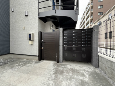 清潔なエントランスです