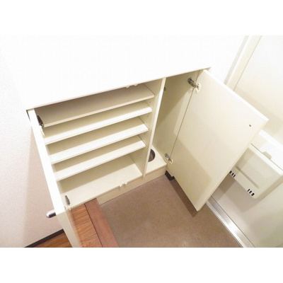 シューズボックス