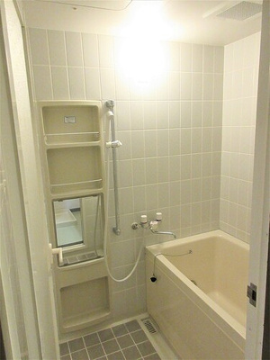 浴室　前回募集時／2024年7月の写真