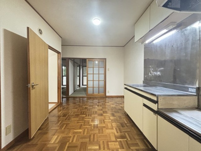 コンパクトなキッチンで掃除もラクラク