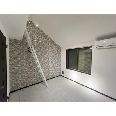 こちらの居間で趣味の時間をお楽しみください