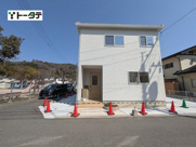 カーサ・ヴェルディ坂町坂東1丁目の画像