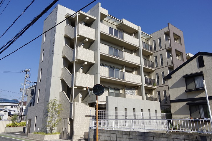 クラース府中本町の画像