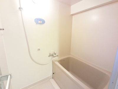 広めの浴室です。