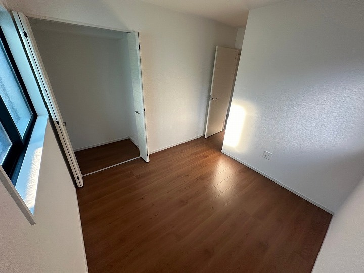 落ち着いた内装仕様で、プライベートな時間を心豊かに過ごせます