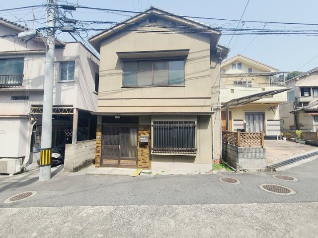 寺本町の画像