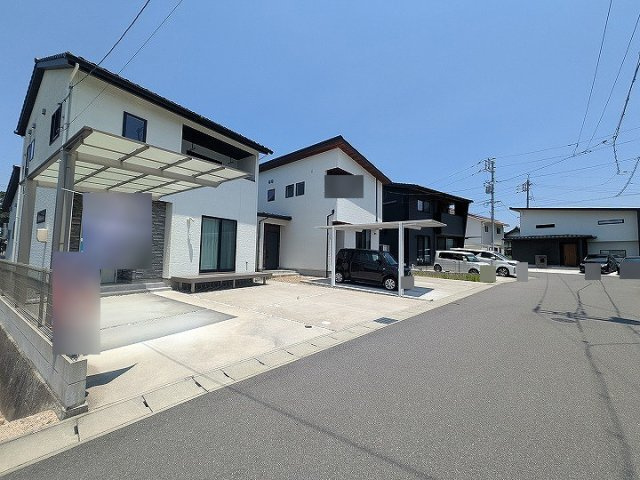 detached 呉地１丁目