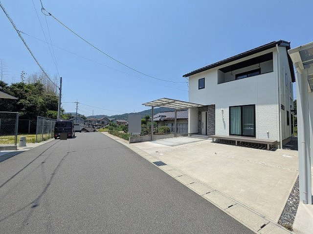 detached 呉地１丁目