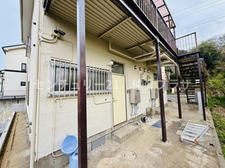 外観には落ち着いた色調が取り入れられどんなライフスタイルにも調和します。