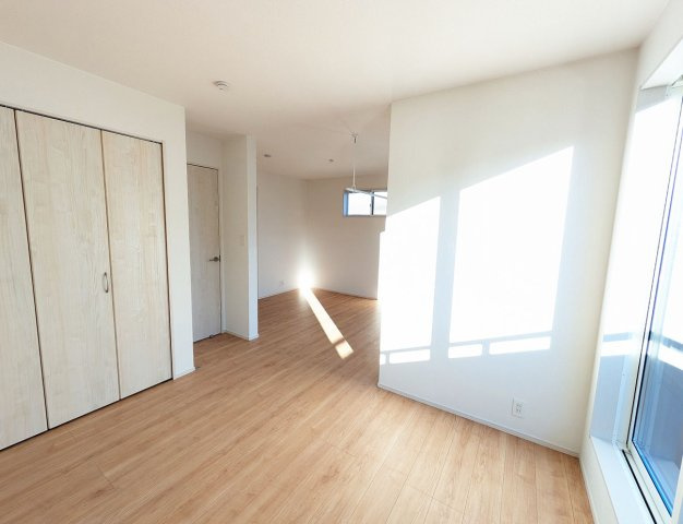 落ち着いた内装仕様で、プライベートな時間を心豊かに過ごせます