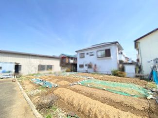 三郷中央駅より徒歩約19分の立地です♪