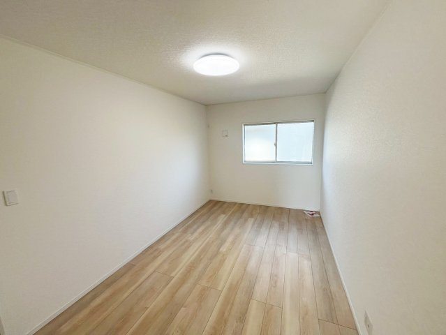 落ち着いた内装仕様で、プライベートな時間を心豊かに過ごせます