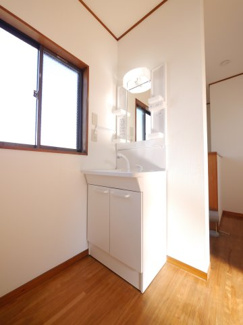 2階洗面化粧台