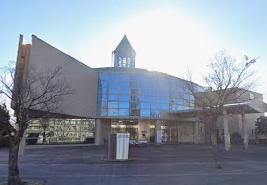 愛西市中央図書館