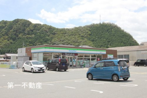 ファミリーマート西脇野村店