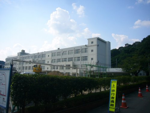 北清水小学校
