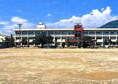 甲斐市立敷島中学校