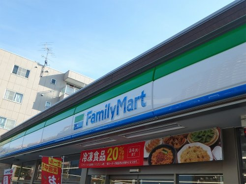 ファミリーマート さいたま鈴谷四丁目店