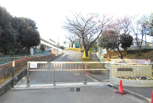 横浜市立上寺尾小学校