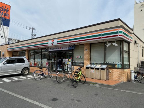 セブンイレブン 川崎小向東店
