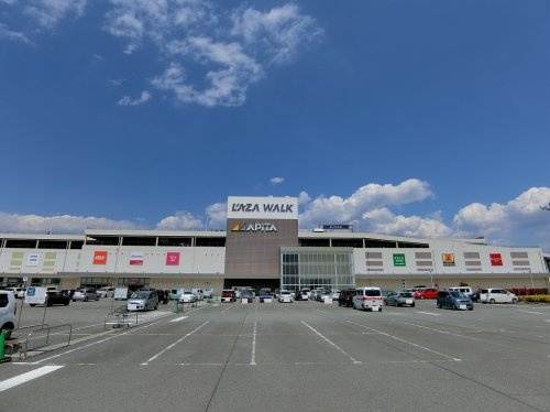 ラザウォーク甲斐双葉店