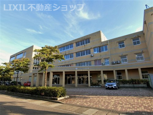 上越市立大町小学校
