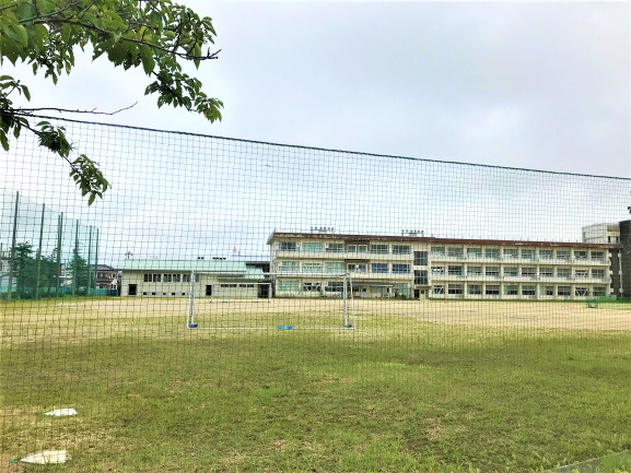 四日市市立楠中学校