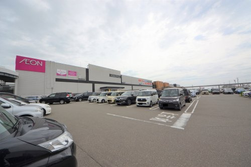 イオンモール新小松