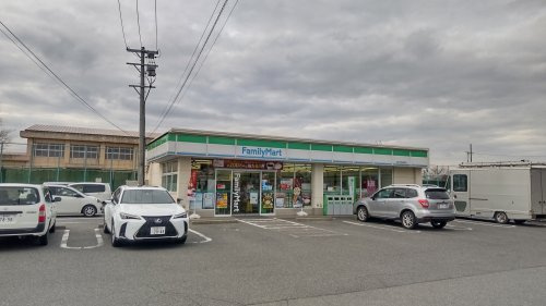 ファミリーマート 四日市高浜町店