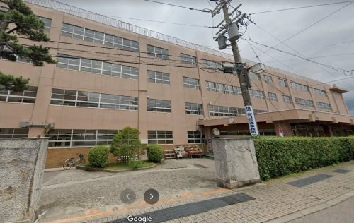 兼六小学校