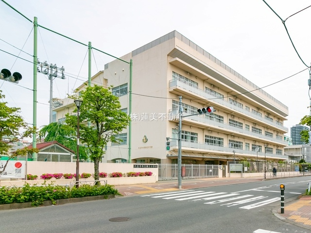 八王子市立第三小学校