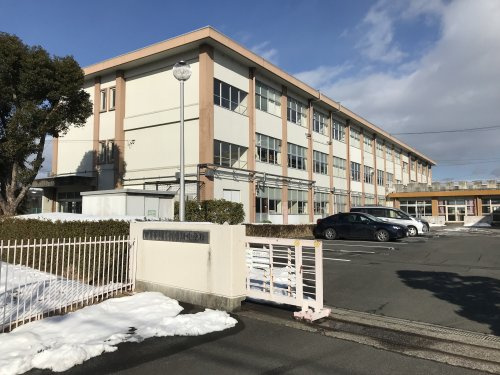 西笹川中学校