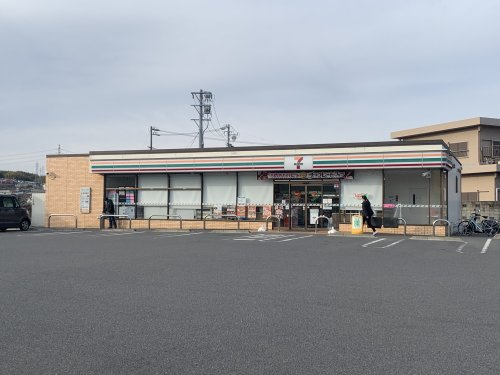 セブンイレブン 朝日町小向店