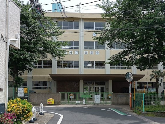 松戸市立松飛台小学校
