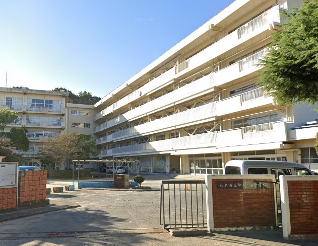 松戸市立和名ケ谷小学校
