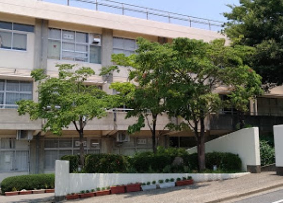 松戸市立根木内中学校