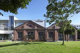 北区立中央図書館