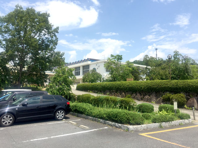 北栄小学校