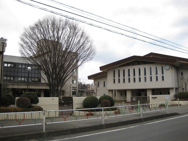 鵜野森中学校