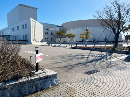 根上総合文化会館 タント