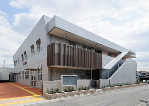 綾瀬市立大上保育園