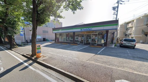 ファミリーマート 八柱桜通り店