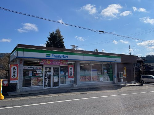 ファミリーマート 明智店