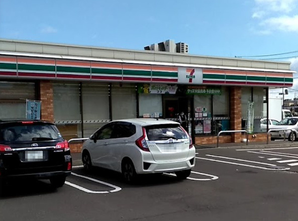 セブン-イレブン 札幌曙２条店
