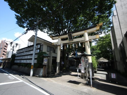 明神町――その魅力は「1200年の歴史を持つ子育ての神様」